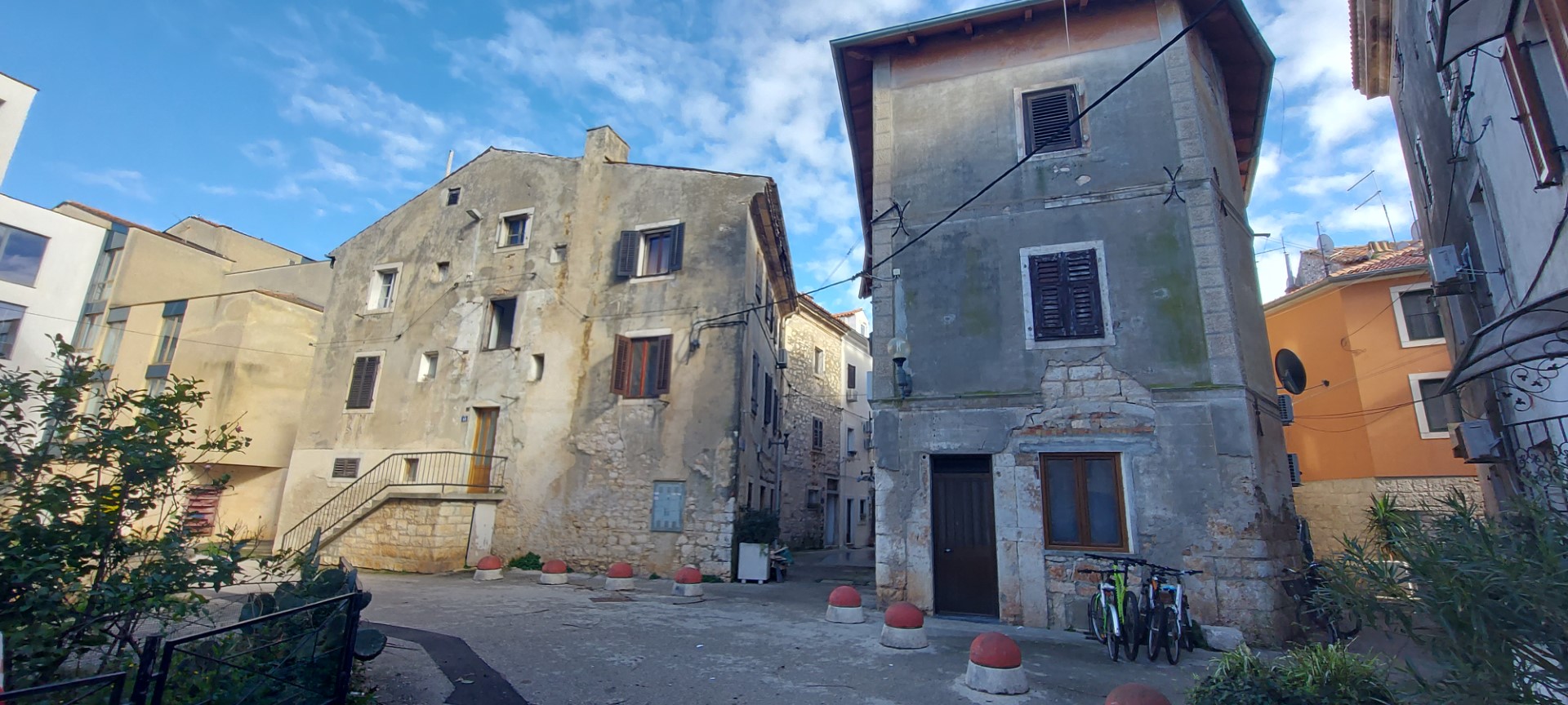 Još pet osumnjičenih uhićeno koji su s Umažankom prali novac pri kupoprodaji nekretnina